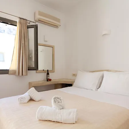 Aparthotel Phevos